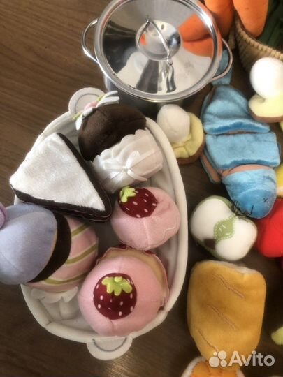 Наборы фруктов, овощей, тортов и кастрюль икеа