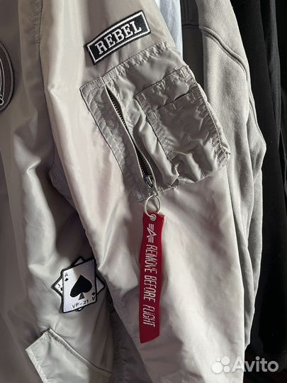 Бомбер alpha industries