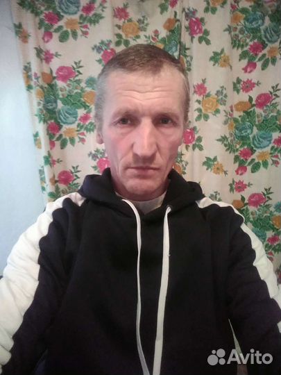 Разнорабочим и Грушик