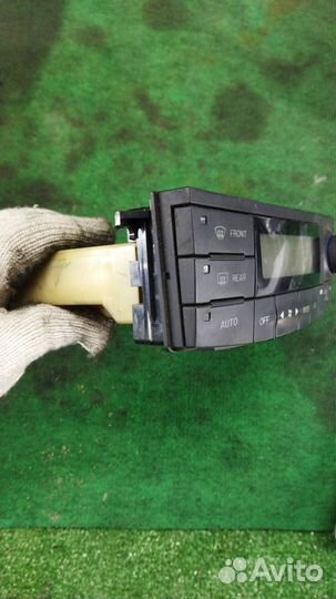 Блок управления печки/климат-контроля Mazda MPV 2