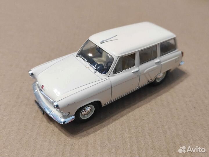 Модель Волга универсал 1:43