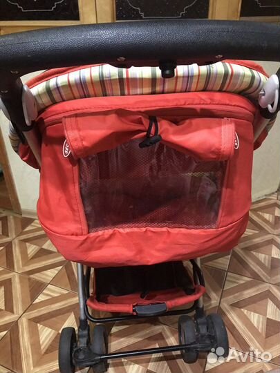 Прогулочная коляска