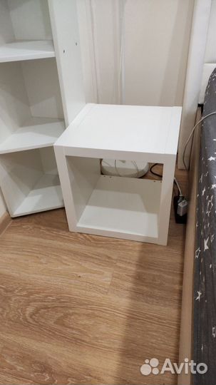 Шкаф для детской комнаты + стеллажи