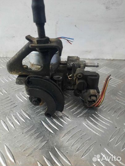 Дроссельная заслонка Toyota Avensis 1 1.8 7AFE