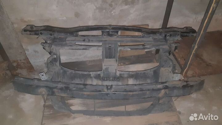 Передняя панель (телевизор) бмв Е90