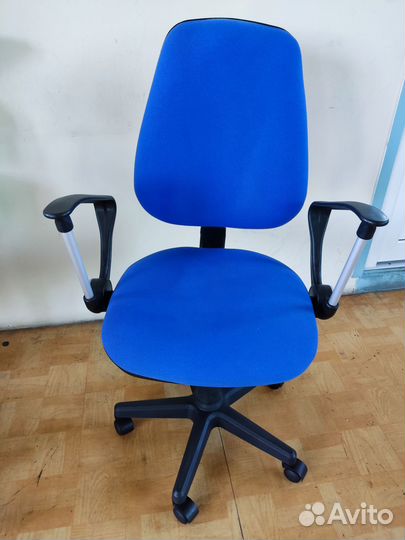 Компьютерный стул бу