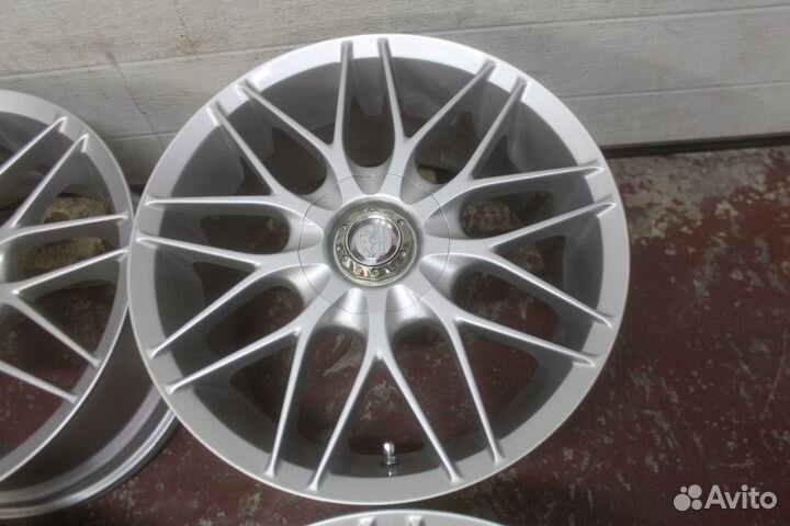 Диски R17 Bridgestone Erglanz ERG 4/5х114.3 8/9J