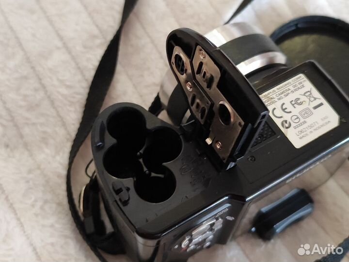 Компактный фотоаппарат olympus