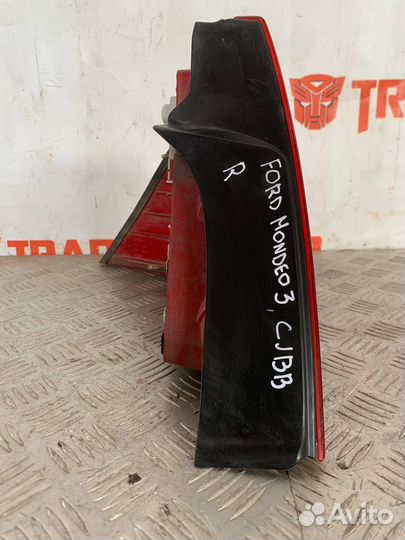 Фонарь правый Форд Мондео 3