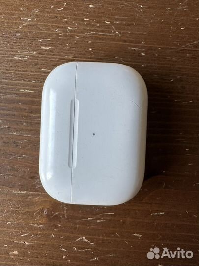 Airpods pro первого поколения