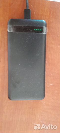 Продаю внешний акумулятор gerffins PRO