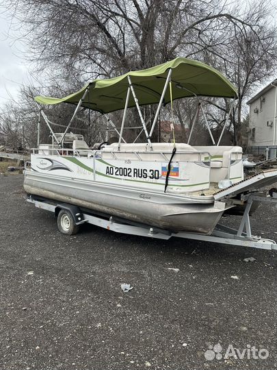 Катамаран с мотором