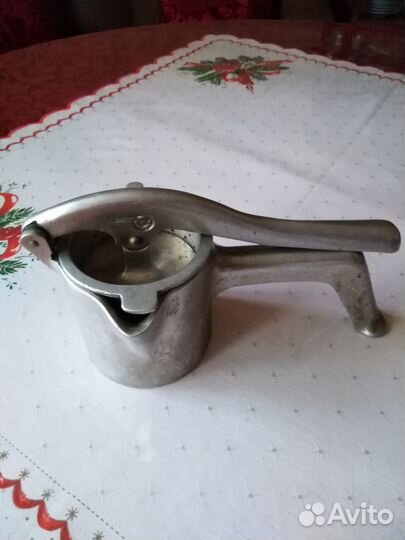 Соковыжималка ручная (пресс)