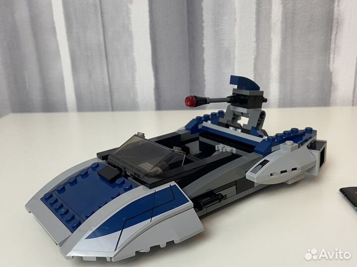 Lego Star Wars 75022 Mandalorian Speeder