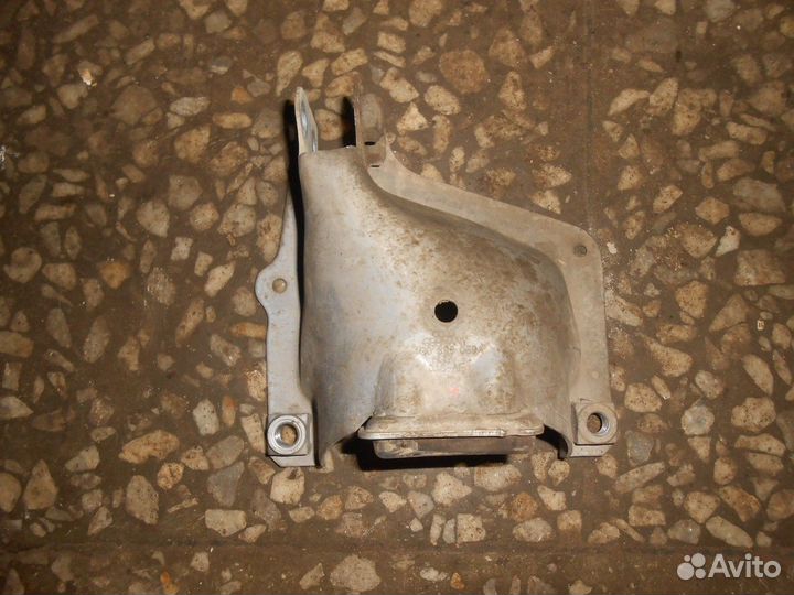 Защита опоры двигателя левой (Audi A6)