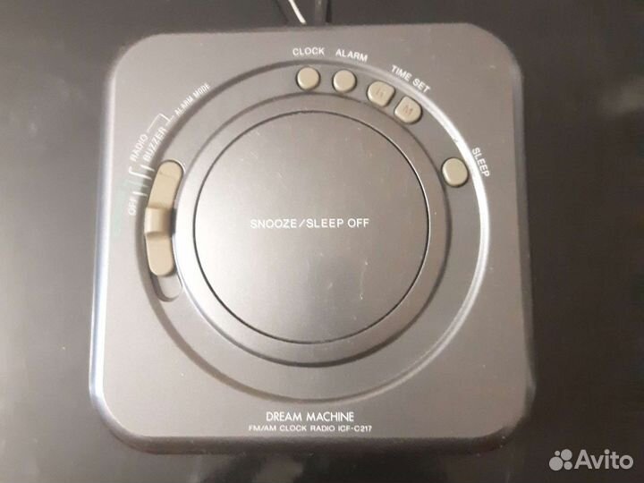 Часы/радио/будильник Sony