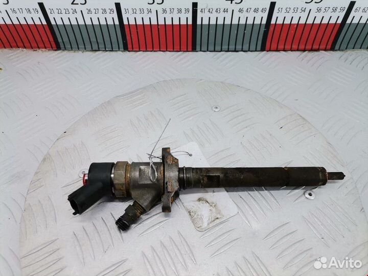 Форсунка Peugeot 307 рест. 2008