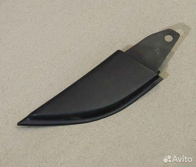 Крышка зеркала внутренняя правая Ford Escape 03г