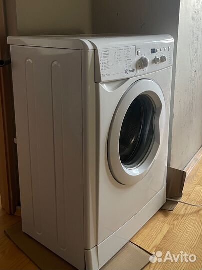 Стиральная машина indesit на запчасти