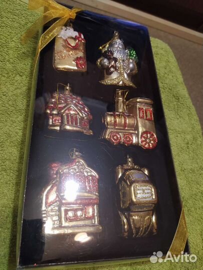 Елочные игрушки