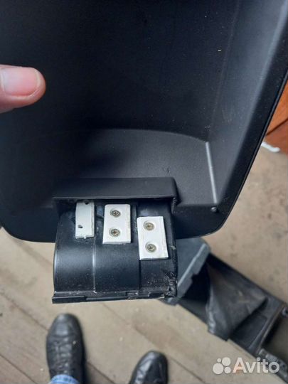 Подлокотник