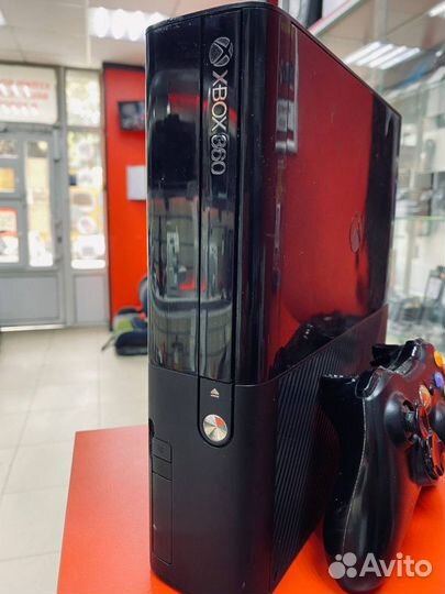 Игровая приставка. Xbox 360 /500