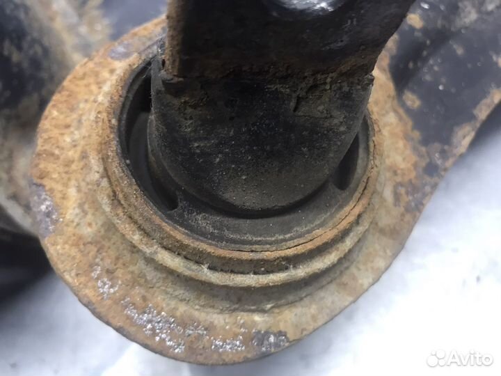 Рычаг задний поперечный Ford Focus II 2006 г.в