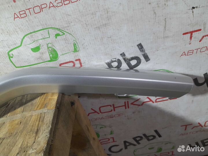 Молдинг бампера передний правый Chery Tiggo 7 Pro