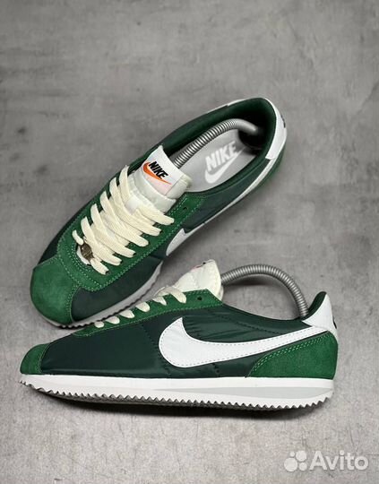 Кроссовки женские Nike Cortez