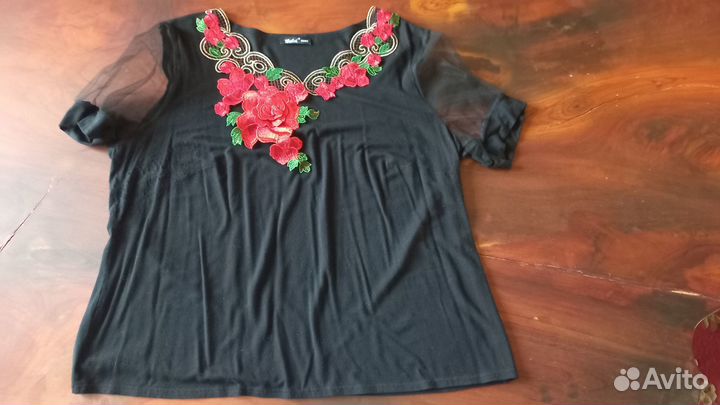 Нарядная блузка-футболка 52размер