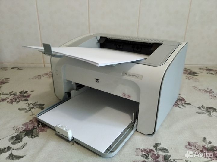 Принтер HP LaserJet Professional P1102 в хорошем с