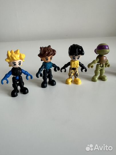 Фигурки киндер сюрприз пакетом