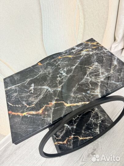 Журнальный стол новый