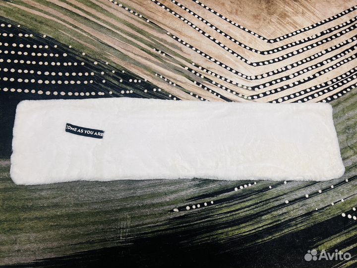 Шарф белый Bershka