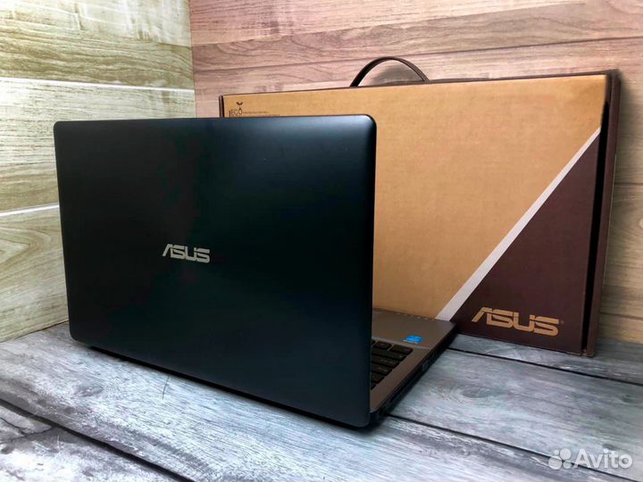 Игровой Asus i7/GeForce GT/8 озу/15.6