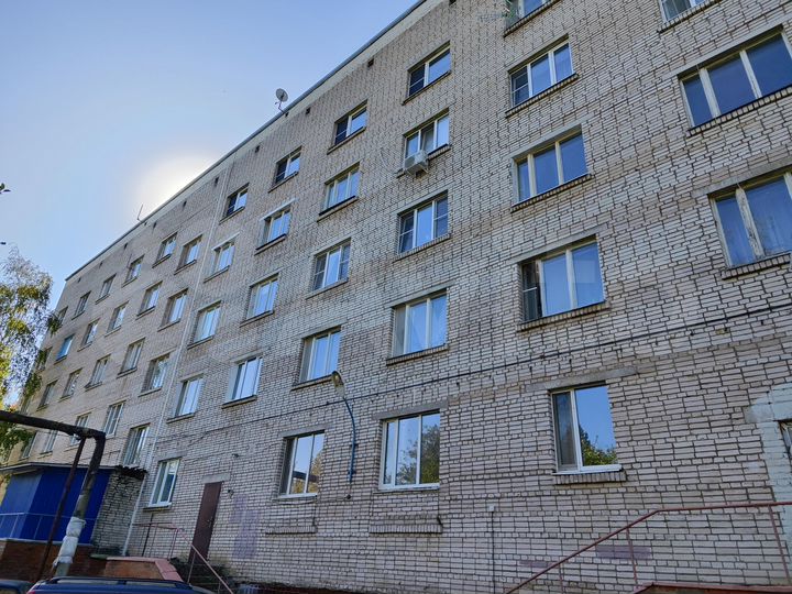 Комната 32 м² в 4-к., 3/5 эт.