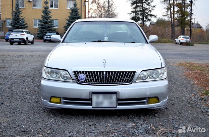 Nissan Laurel 2.0 AT, 1999, 300 000 км