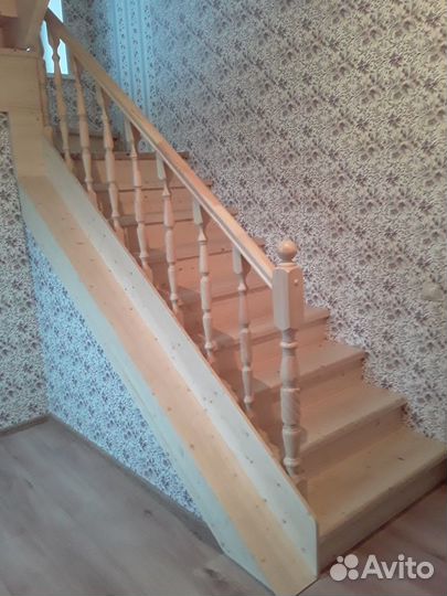 Деревянные лестницы эконом класса
