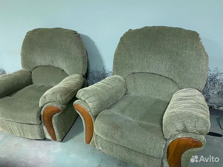 Диван и 2 кресла