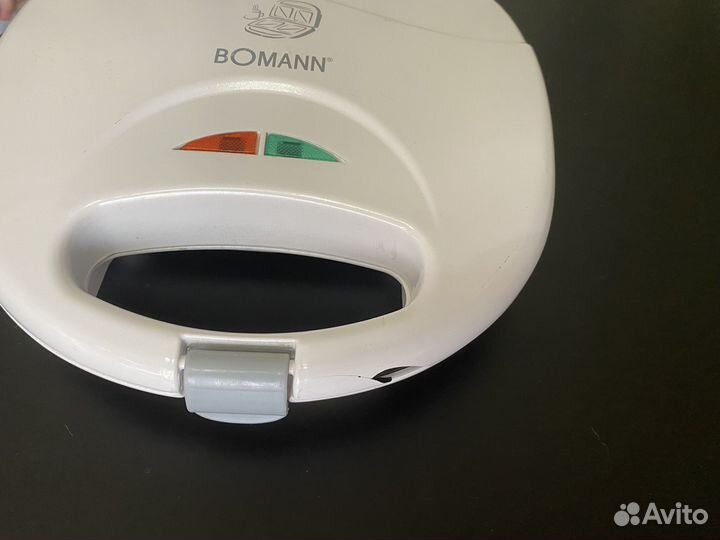 Сендвичница