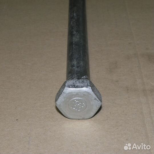 Болт М24*2*275 (10,9) крепления штанги реактивной