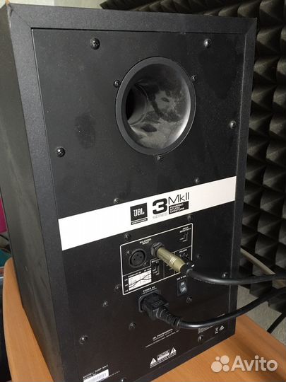 JBL 305P mkii