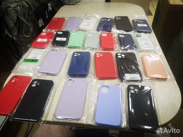 Чехлы для телефонов и планшетов