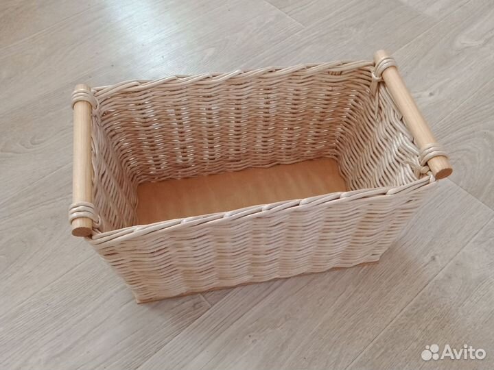 Корзина плетёная