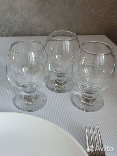 Бокалы для мартини, коньяка, рюмки