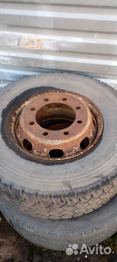 Колесо на грузовой автомобиль R19.5