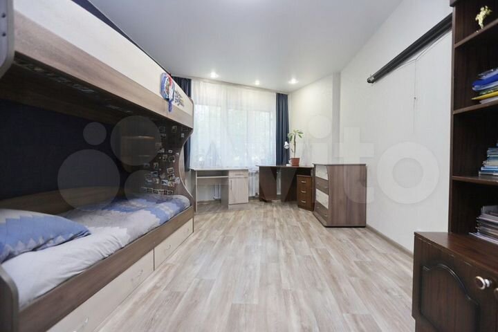 3-к. квартира, 64 м², 1/5 эт.