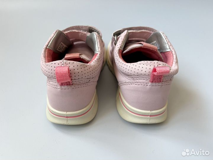 Ботинки для девочки Ecco First 24