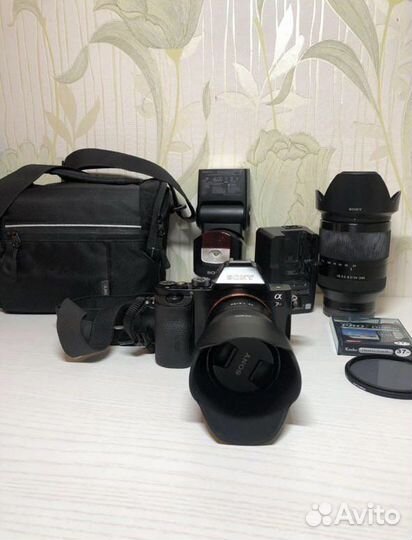 Камера sony A7R с байонетом E и полнокадр матрицей