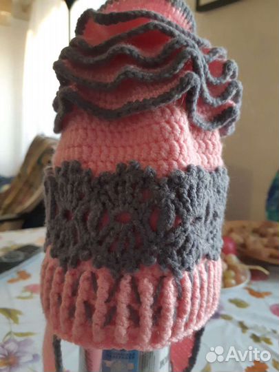 Шапка для девочки, ручная работа